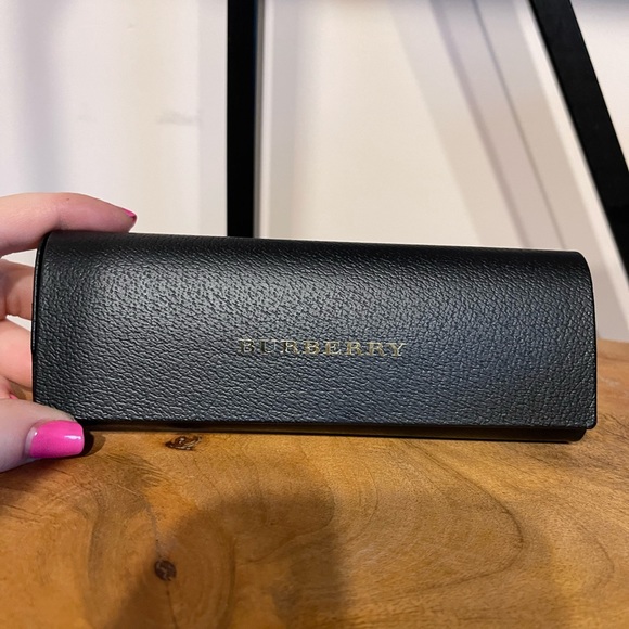 Burberry Other - Burberry Eyeglass Case
